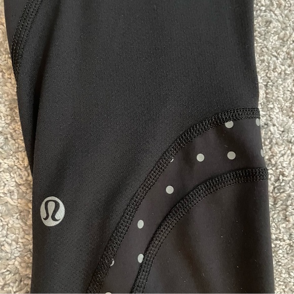 Lululemon Run Inspire Crop Women's Size 6 Black White Dots Leggings - Picture 12 of 13